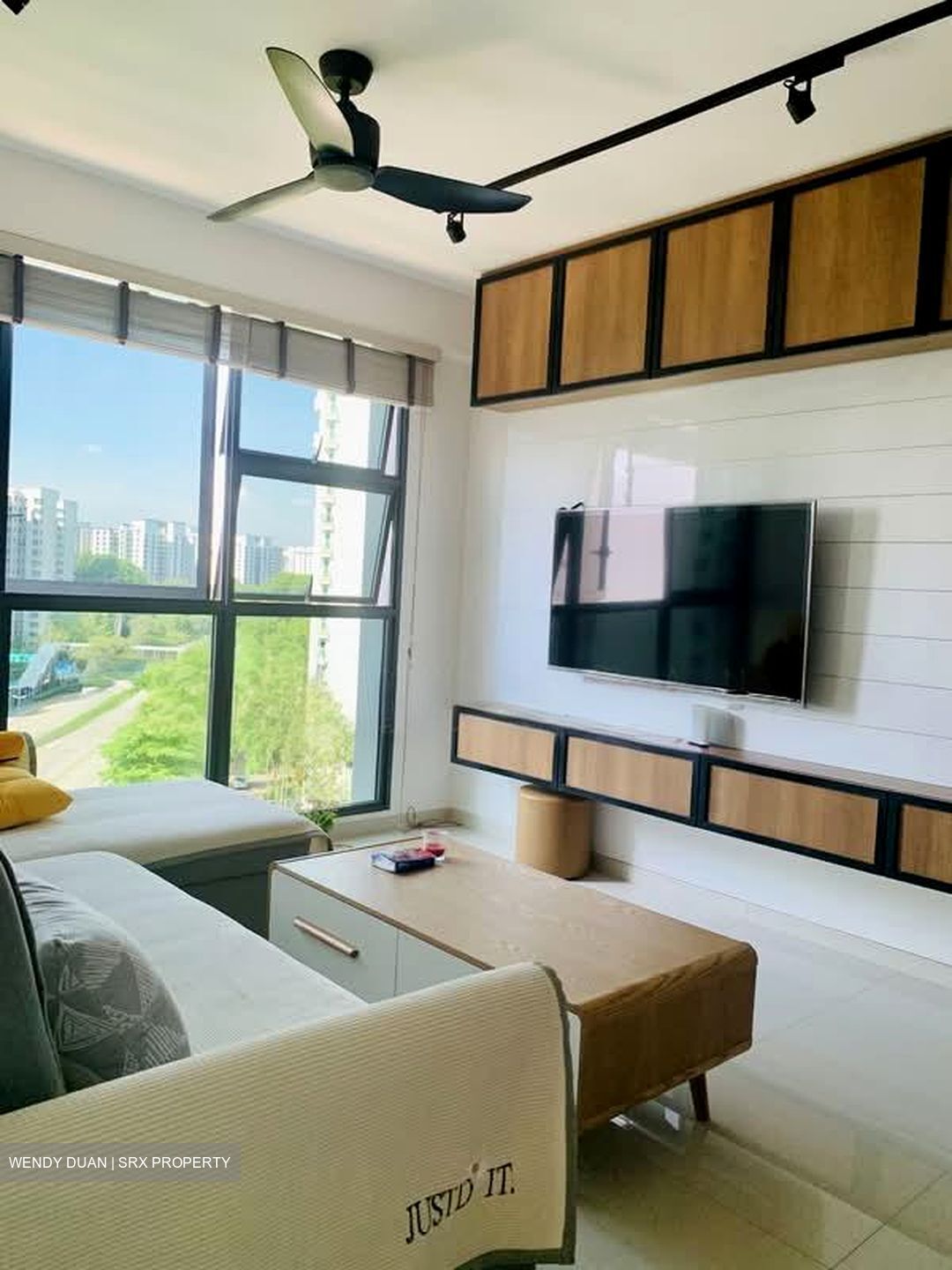 Prive (D19), Condominium #572378671